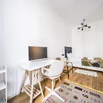 Апартаменты Rent Like - Garbary 32