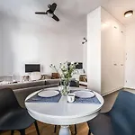 Апартаменты Rent Like - Garbary 32 Познань